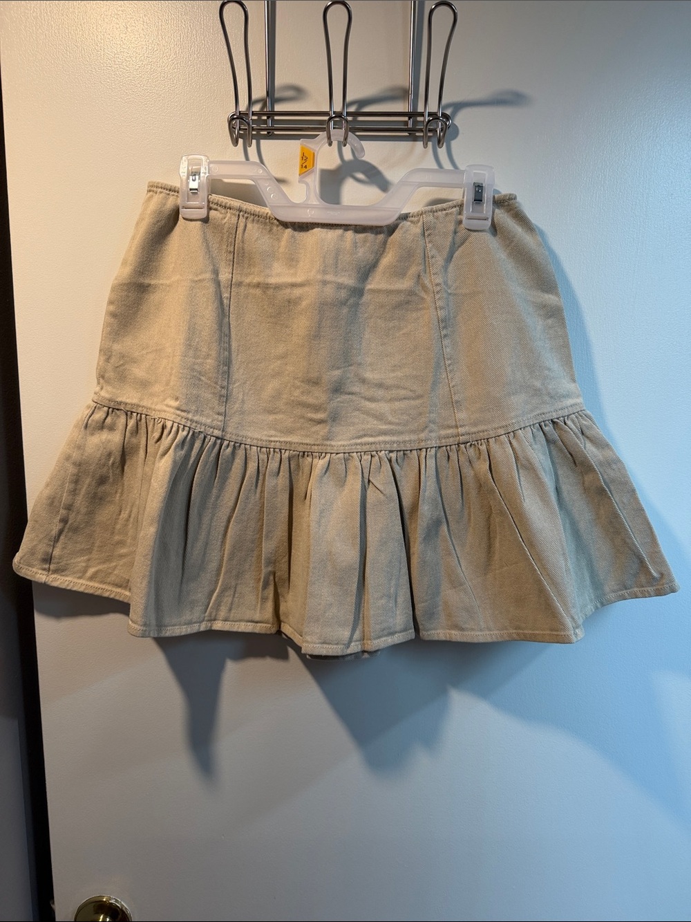 NWT easel Tiered Mini Skirt in Light Beige